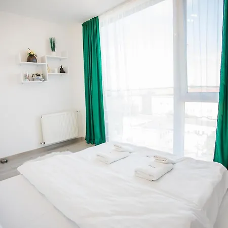 Luxury Cozy Apartment At Arad Plaza Exterior photo